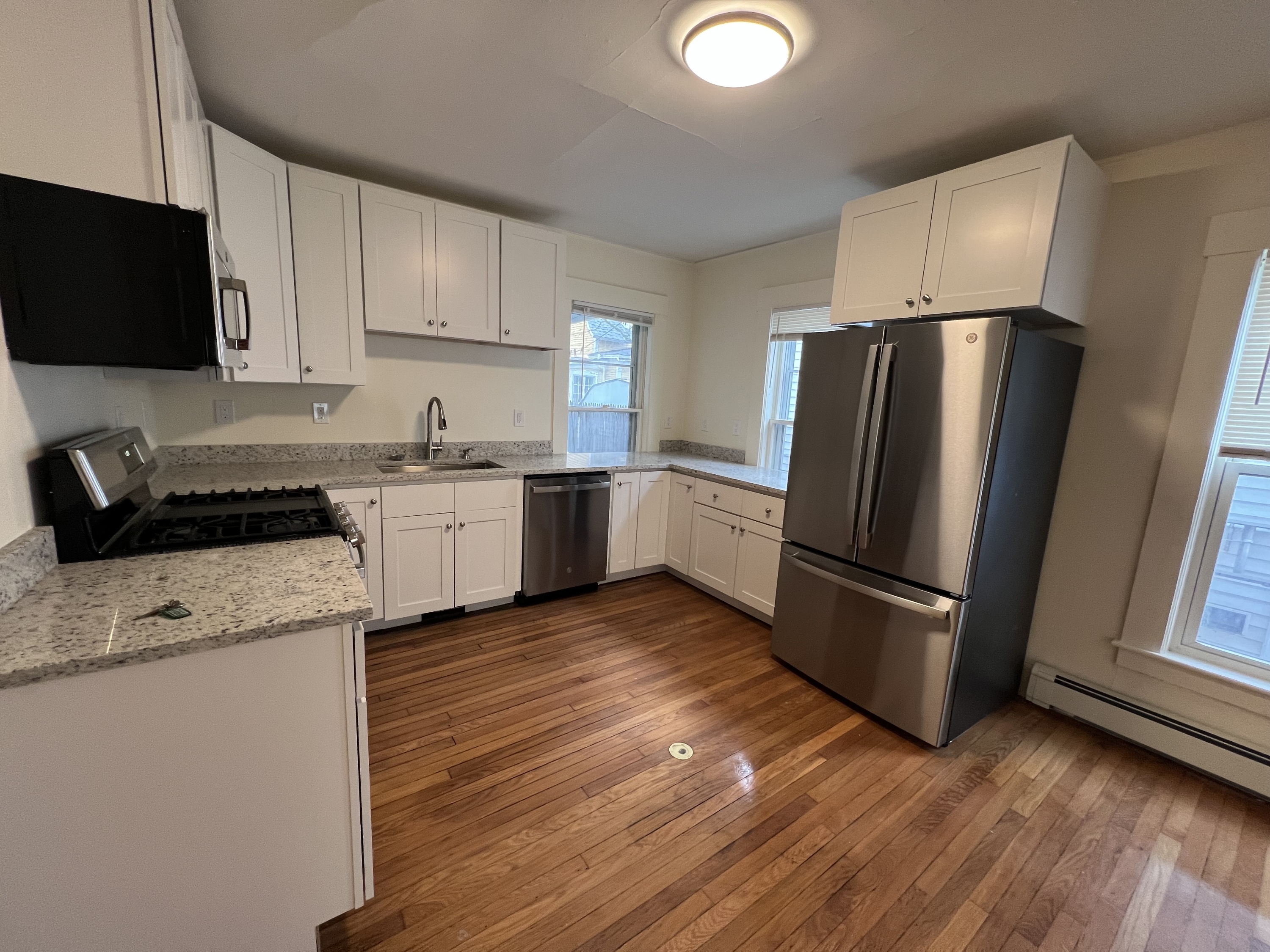 24 Parkhurst Street - 1